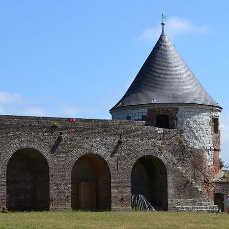 Auberge De Jeunesse-La Hulotte Montreuil  Buitenkant foto